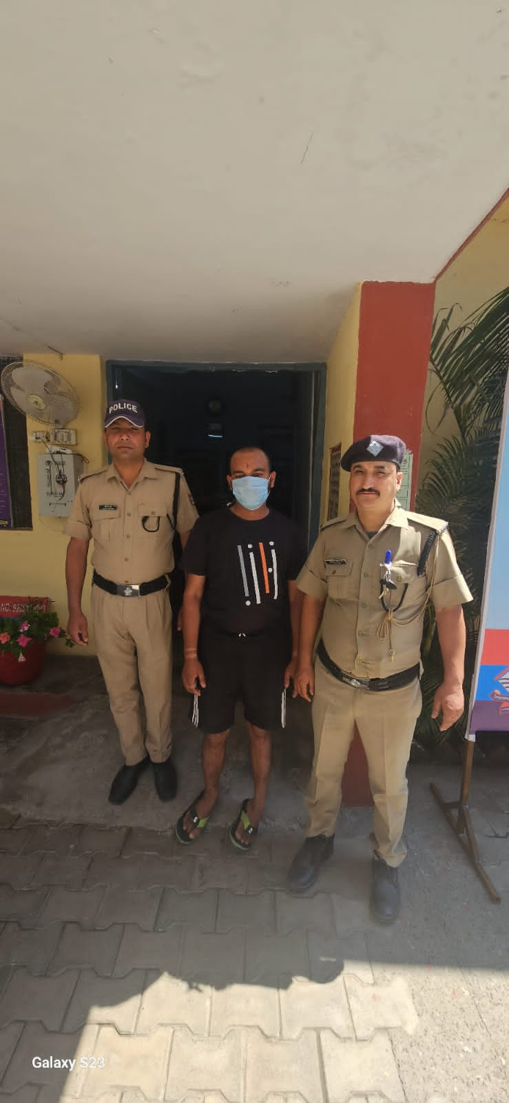 शादी का झांसा देकर युवती के साथ दुष्कर्म करने वाले अभियुक्त आया दून पुलिस की गिरफ्त में