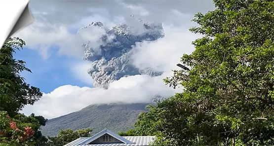 #WATCH_VIDEO | Evacuations under way in Philippines as Mt Kanlaon volcano erupts