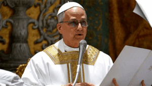 Pope calls for journalists to be released from prison
