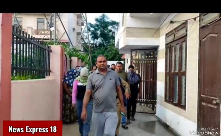 सेक्स रैकेटों के भंडाफोड का सिलसिला जारी