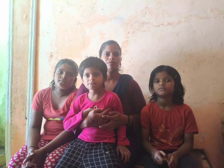 नन्ही बालिकाओं की विधवा माँ प्रिया को प्रताड़ित करने वाले सीएसएल बैंक के सभी खाते सीज़;