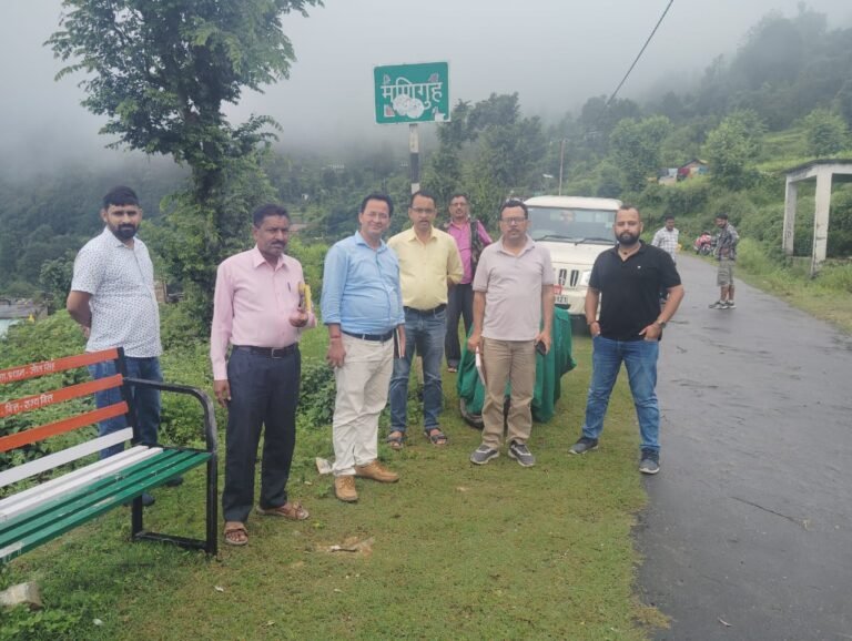 आपदा प्रभावित क्षेत्रों में संभावित खतरे की रोकथाम हेतु प्रशासन द्वारा कराया गया भूवैज्ञानिक सर्वेक्षण