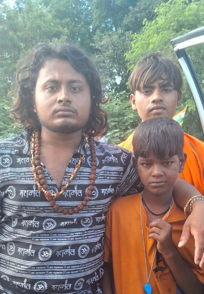 परिजनों से बिछड़े भोले को परिजनों से मिलाया