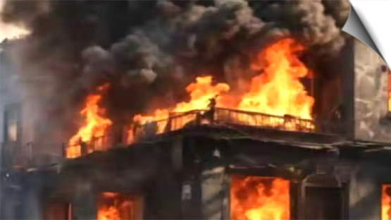 दिल्ली: करोल बाग इलाके में विशाल मेगा मार्ट में लगी आग