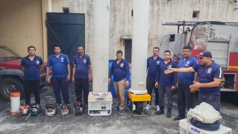 हरिद्वार पुलिस हर पल तैयार, फायर पुलिस ने आपदा उपकरणों की टेस्टिंग एवं संचालन प्रशिक्षण किया