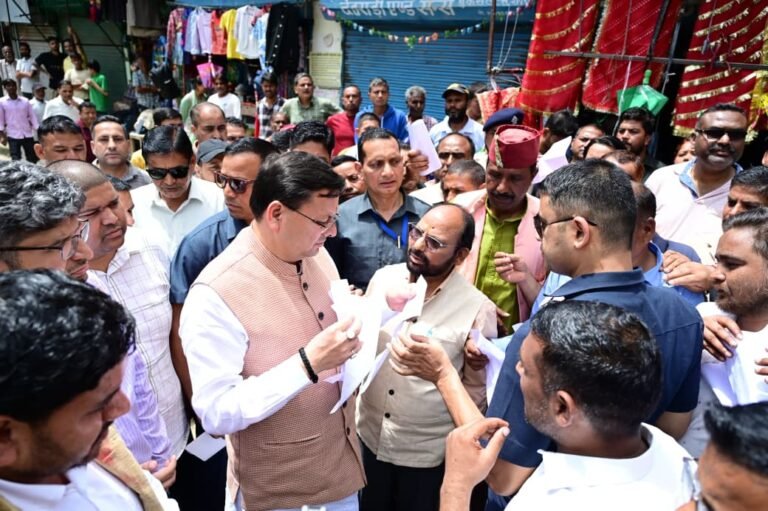 थराली में आपदा प्रभावित क्षेत्रों का मुख्यमंत्री ने किया स्थलीय निरीक्षण, अधिकारियों को राहत एवं रेस्टोरेशन कार्यो में तेजी लाने के दिए निर्देश