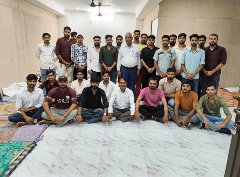 देहरादून में हुई पुलिस भर्ती परीक्षा, गुर्जर चेतना समिति ने की कर दी रहने।खाने की निःशुल्क व्यवस्था