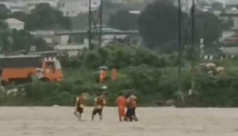 NDRF तथा SDRF के साथ मिलकर दून पुलिस ने चलाया सफल रेस्क्यू ऑपरेशन