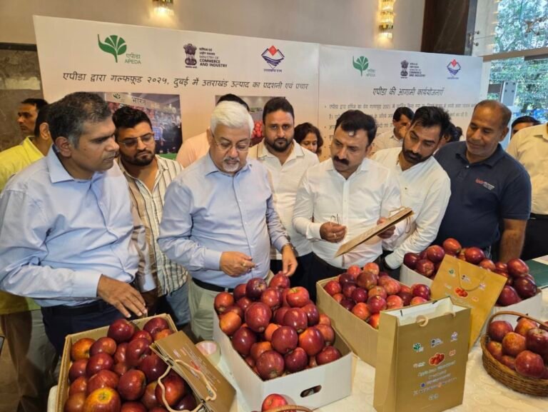 देहरादून से दुबई के लिए 1.2 मीट्रिक टन गढ़वाली सेब (किंग रोट) की पहली परीक्षण खेप रवाना