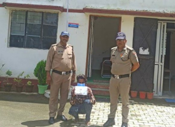 बसंत विहार क्षेत्र में हुई चोरी की घटना का दून पुलिस ने किया अनावरण