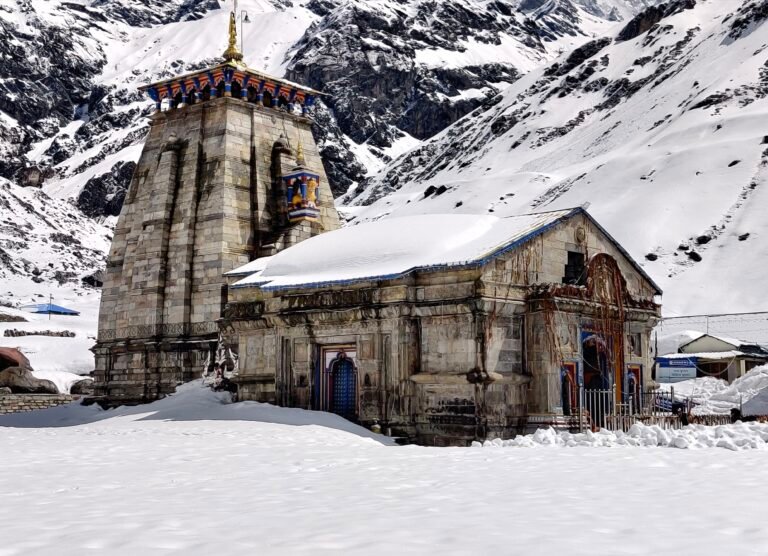 पिछले वर्ष पूरे यात्राकाल में पहुंचे थे 16 लाख 52 हजार 76 यात्री