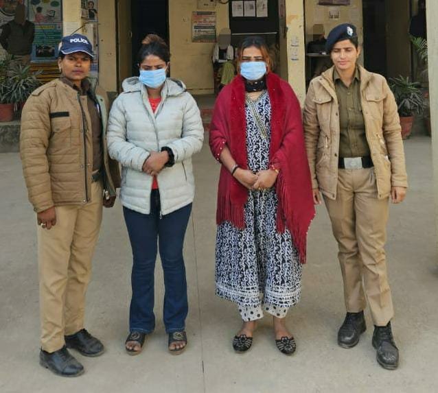 अवैध रूप से भारत में रह रही 02 बांग्लादेशी महिलाओं को गिरफ्तार/हिरासत में लिया दून पुलिस ने