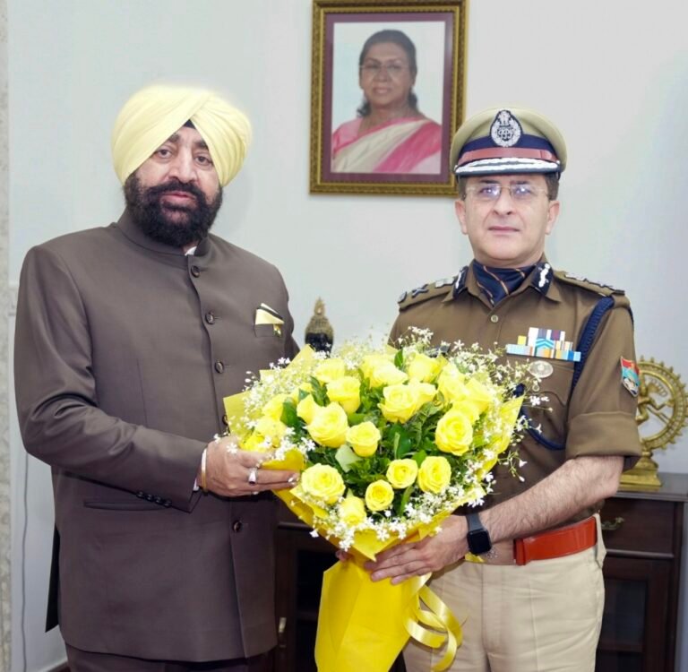 राज्यपाल से मिले डीजीपी,कुंभ में एआई एवं अत्याधुनिक तकनीकों का उपयोग किया जाए : राज्यपाल