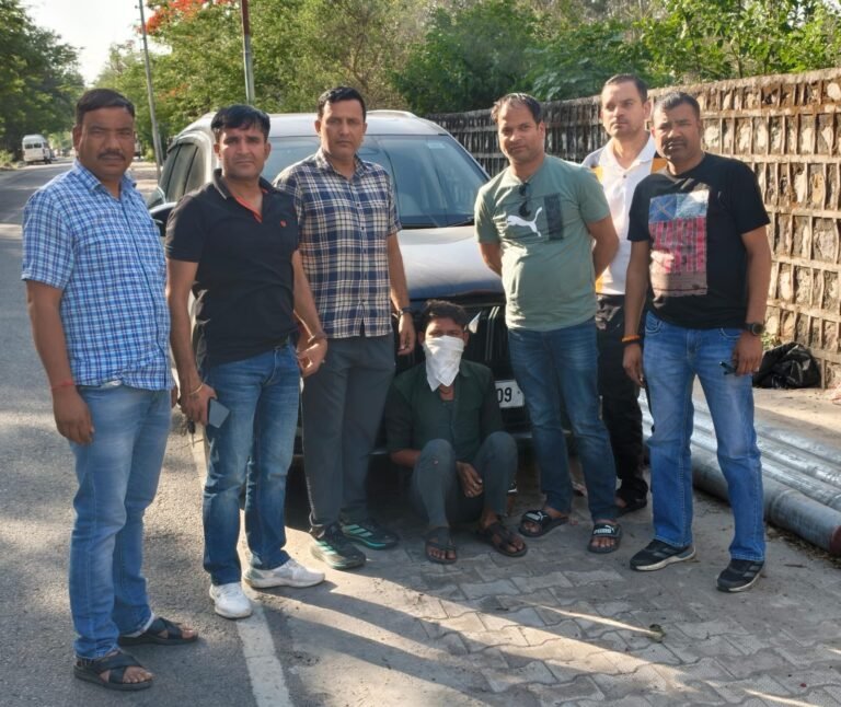 गैंगस्टर एक्ट में वांछित 25 हजार के ईनामी अभियुक्त को दून पुलिस ने अमृतसर, पजांब से किया गिरफ्तार