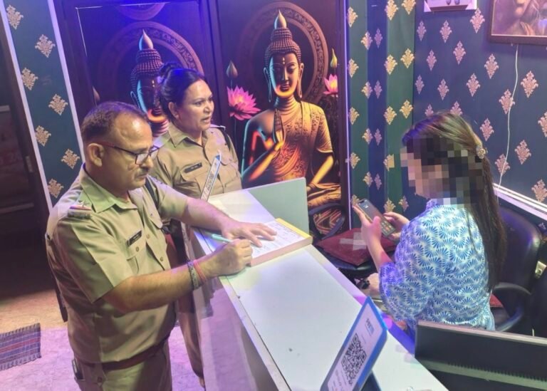 SSP हरिद्वार के निर्देश पर रुड़की पुलिस द्वारा 07 स्पा सेंटरों पर की गई छापेमारी