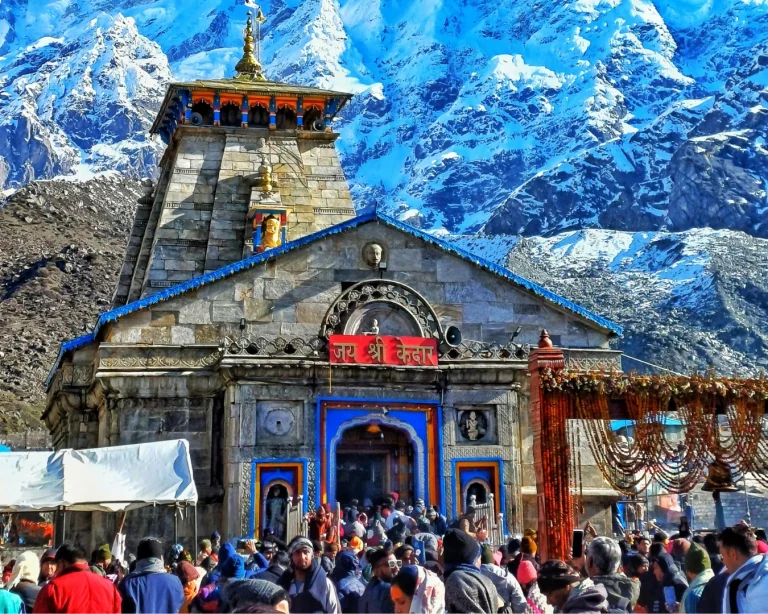 चारधाम यात्रा की गरिमा से खिलवाड़ करने वालों पर सख्त कार्रवाई जारी, सोशल मीडिया पर 24×7 निगरानी
