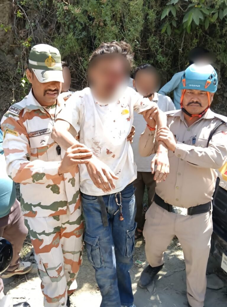 घायल युवक की त्वरित मदद कर पुलिस व आईटीबीपी जवानों ने दी गुड सेमेरिटन की मिसाल