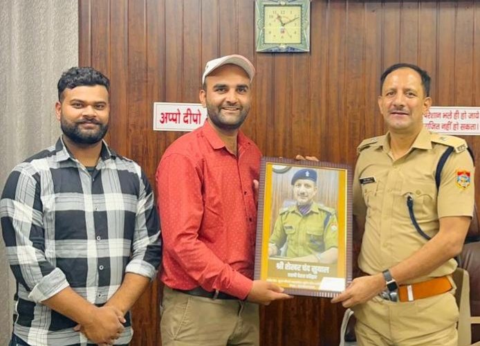 साइबर क्राइम के खिलाफ मुहिम चलाने वाले शेखर सुयाल बने युवाओं की प्रेरणा