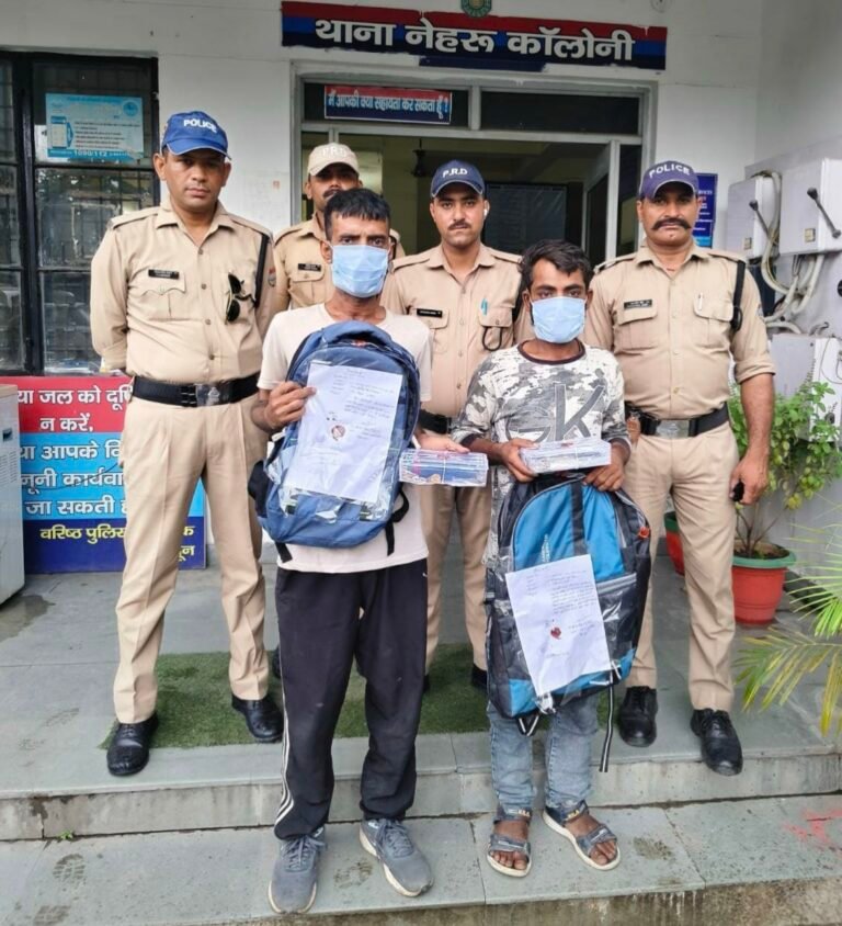 गैंगस्टर अभियुक्त आये दून पुलिस की गिरफ्त में,चोरी की गई विदेशी करेंसी, ज्वैलरी, नगदी व अन्य सामान हुआ बरामद
