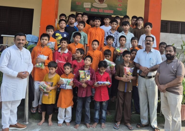पूर्व मेयर गौरव गोयल ने अनाथालय में जाकर मनाया अपना 45-वां जन्मदिन,नन्हें-मुन्ने बच्चों ने स्वागत कर की दीर्घायु की कामना