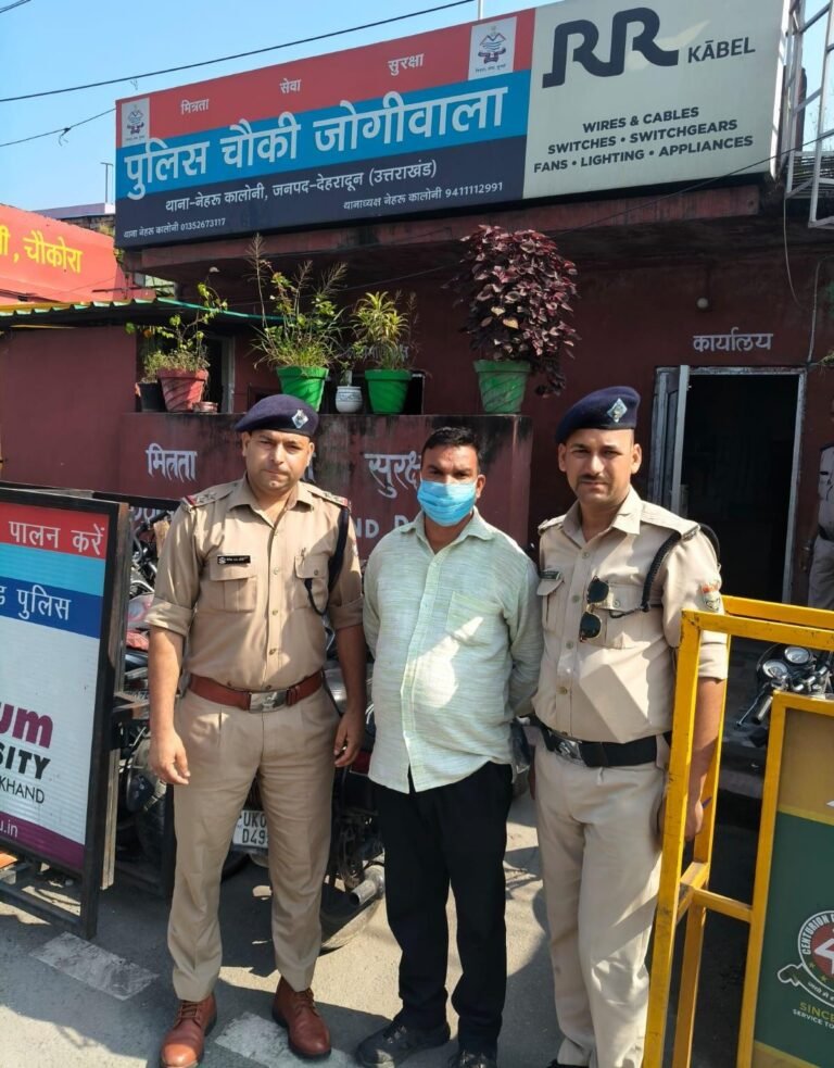 एसएसपी दून के नेतृत्व में हुड़दंगियों पर नकेल कसती दून पुलिस